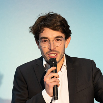 Focus sur la biographie de M. Lucas THIERY